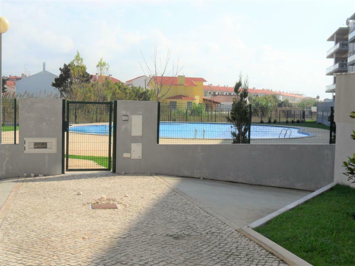 Apartmán Alojamentos Campo & Mar - T1 Com Piscina São Martinho do Porto Exteriér fotografie